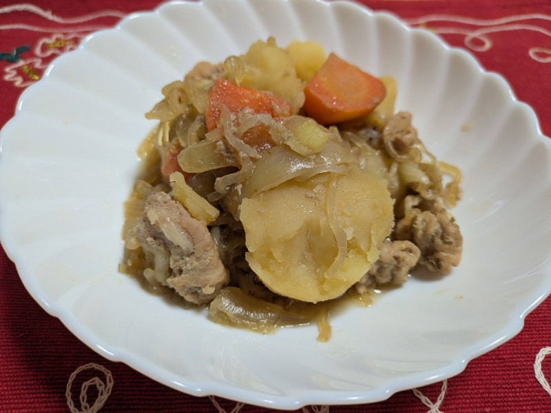 豚こま肉の肉じゃが
